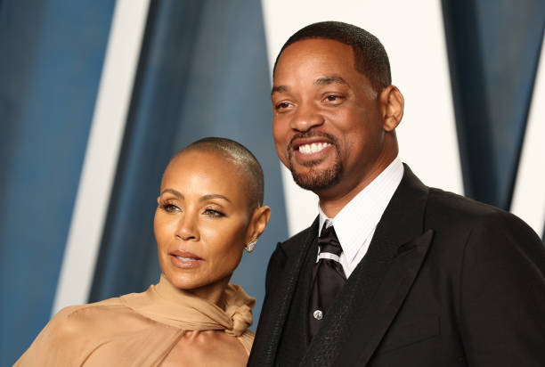 Fair use by Getty Images
BEVERLY HILLS, CALIFORNIA - MARCH 27: (L-R) Jada Pinkett Smith and Will Smith attend the 2022 Vanity Fair Oscar Party hosted by Radhika Jones at Wallis Annenberg Center for the Performing Arts on March 27, 2022 in Beverly Hills, California. (Photo by Arturo Holmes/FilmMagic)